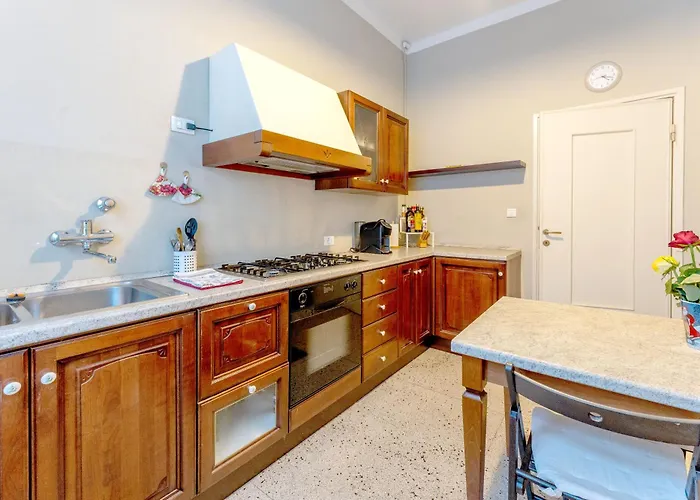 Apartment In Isola Garibaldi